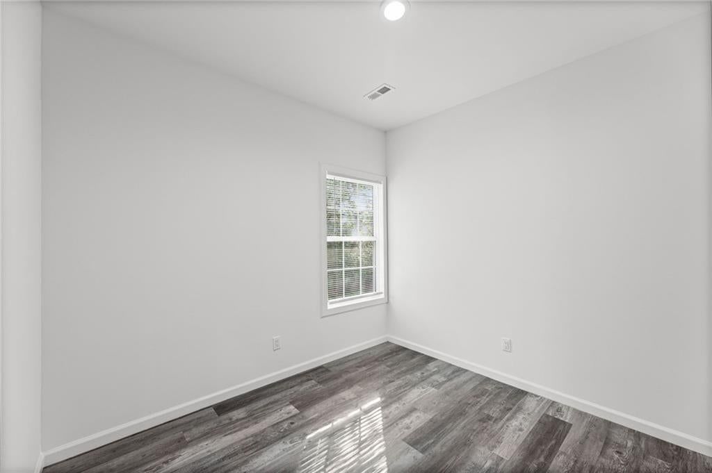 Photo 16 of 31 - 1111 Kimball Avenue, Kansas City, KS 66104