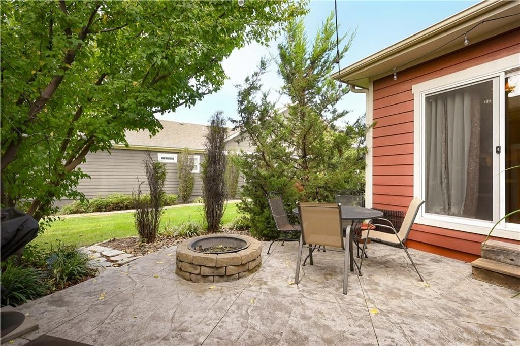 Photo 6 of 31 - 3317 SW Longview Road, Lee's Summit, MO 64081
