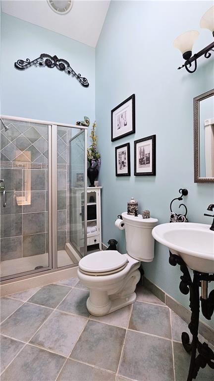 Photo 31 of 36 - 12580 S Red Bird Lane, Olathe, KS 66061
