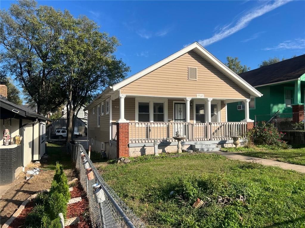 1967 N 30TH Street, Kansas City, KS: listing photo 2