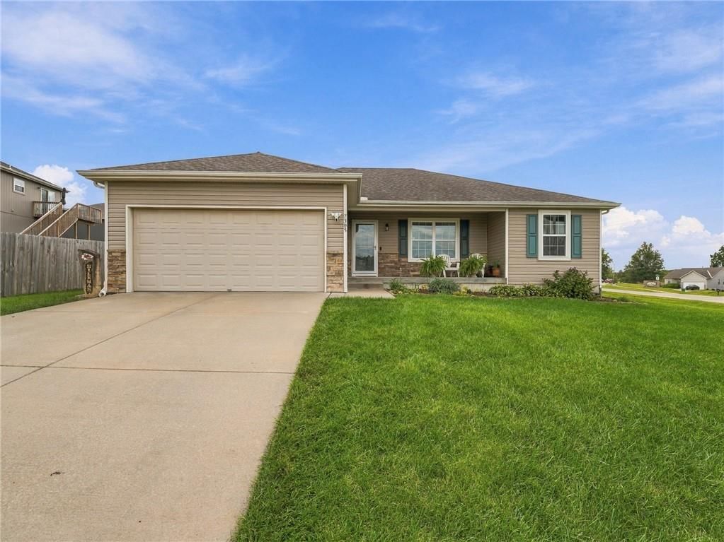 7305 E 143rd Street, Grandview, MO