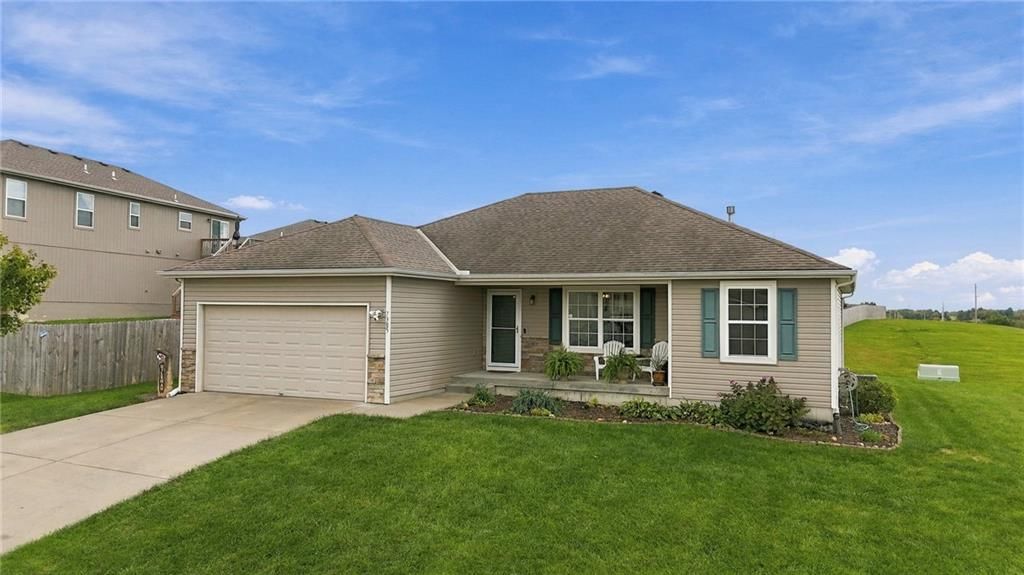 Photo 33 of 42 - 7305 E 143rd Street, Grandview, MO 64030