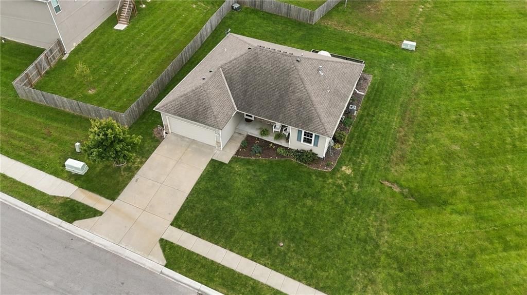 Photo 34 of 42 - 7305 E 143rd Street, Grandview, MO 64030