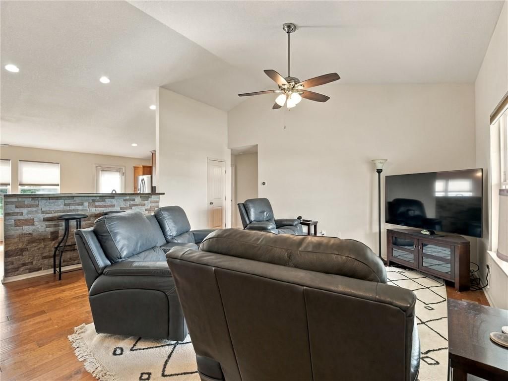 Photo 7 of 42 - 7305 E 143rd Street, Grandview, MO 64030