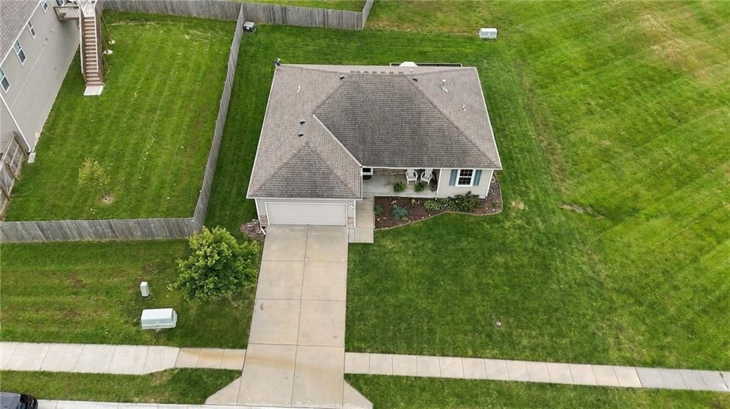Photo 35 of 42 - 7305 E 143rd Street, Grandview, MO 64030