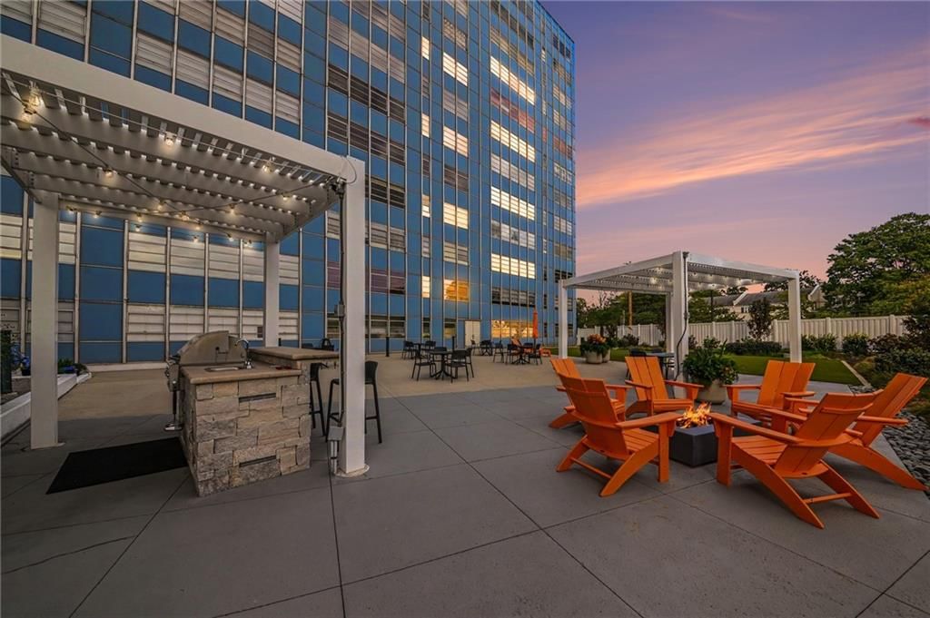 333 W Meyer Boulevard, Kansas City, MO: listing photo 3