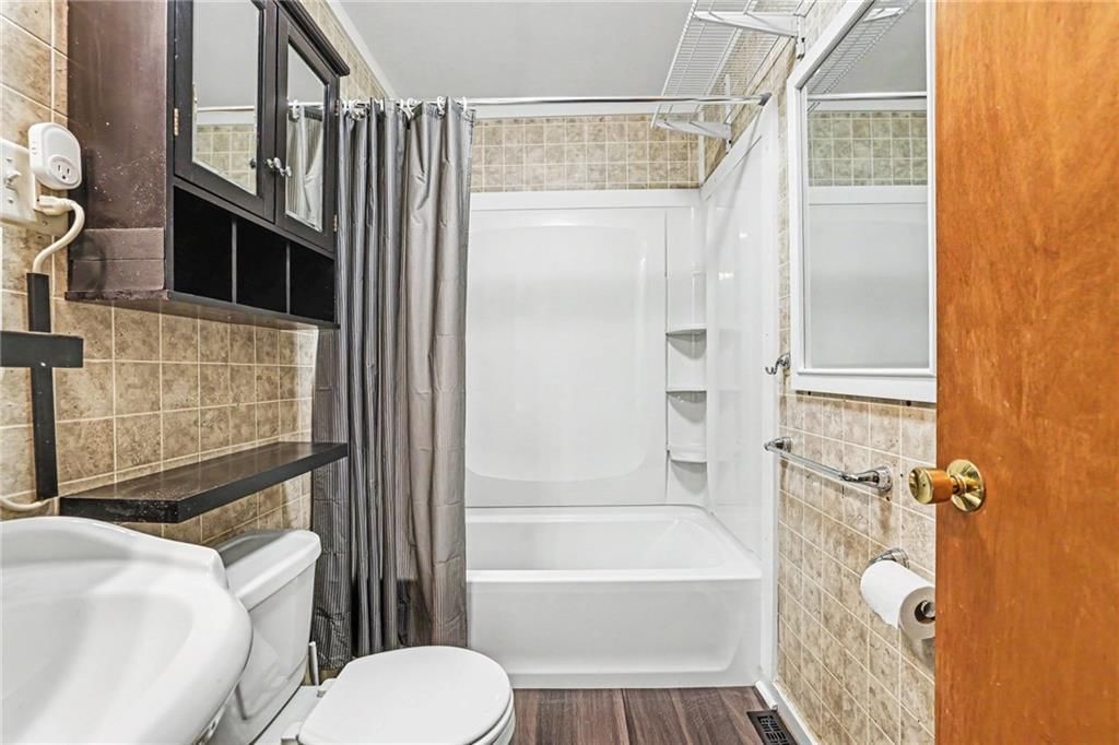 Photo 12 of 27 - 1305 S 40th Street, Kansas City, KS 66106