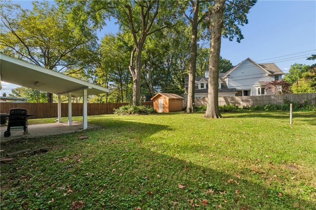 Photo 50 of 56 - 6808 Larsen Lane, Shawnee, KS 66203