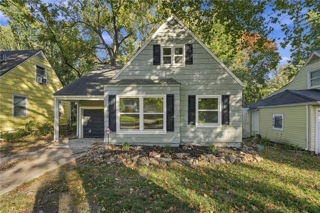 7929 Madison Avenue, Kansas City, MO