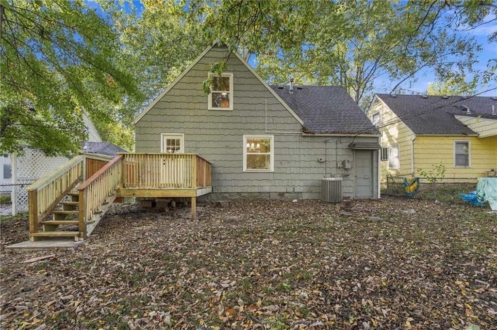 Deck and wood deck at 7929 Madison Avenue, Kansas City, MO 64114