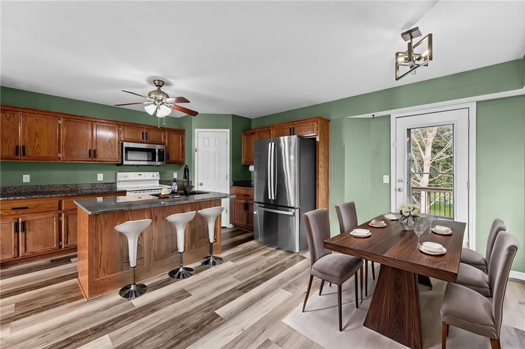 9120 NE 115th Terrace, Kansas City, MO: listing photo 3