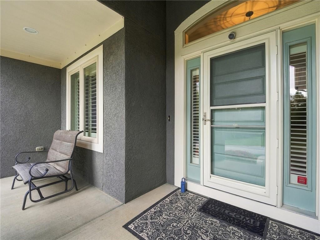 1205 SE Woodbine Drive, Blue Springs, MO: listing photo 3