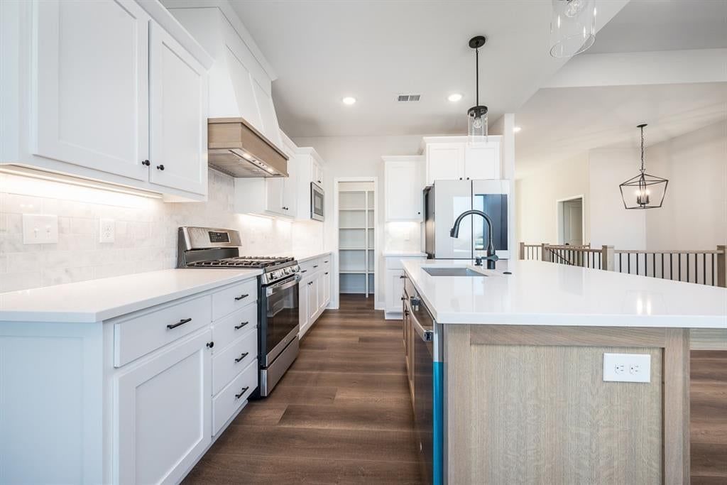 Walk-in pantry at 14617 Aspen Circle, Basehor, KS 66007
