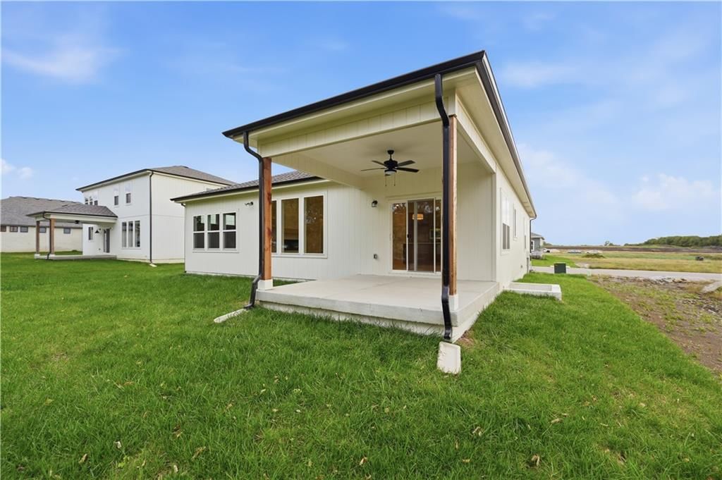 Photo 41 of 49 - 18580 W 195th Street, Spring Hill, KS 66083