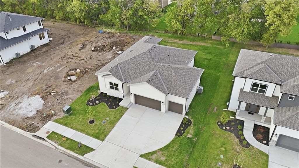 Photo 45 of 49 - 18580 W 195th Street, Spring Hill, KS 66083