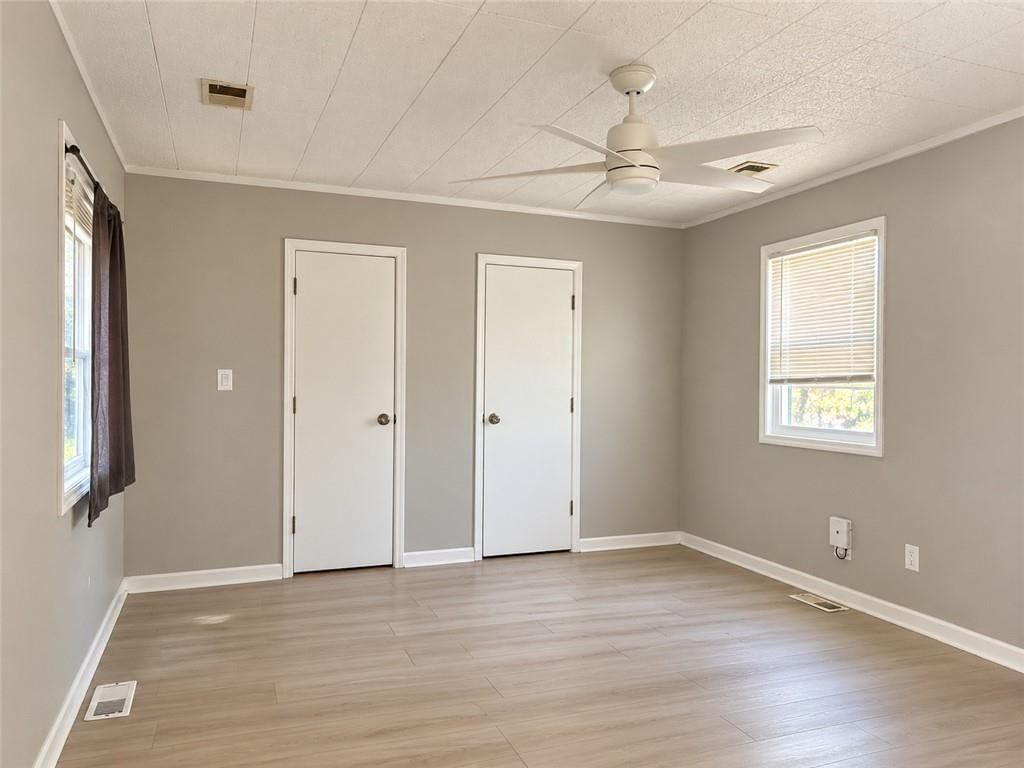 3118 Spruce Avenue, Kansas City, MO: listing photo 2
