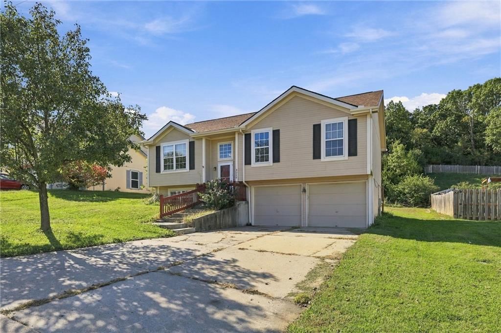 4008 Garland Avenue, Leavenworth, KS: listing photo 2