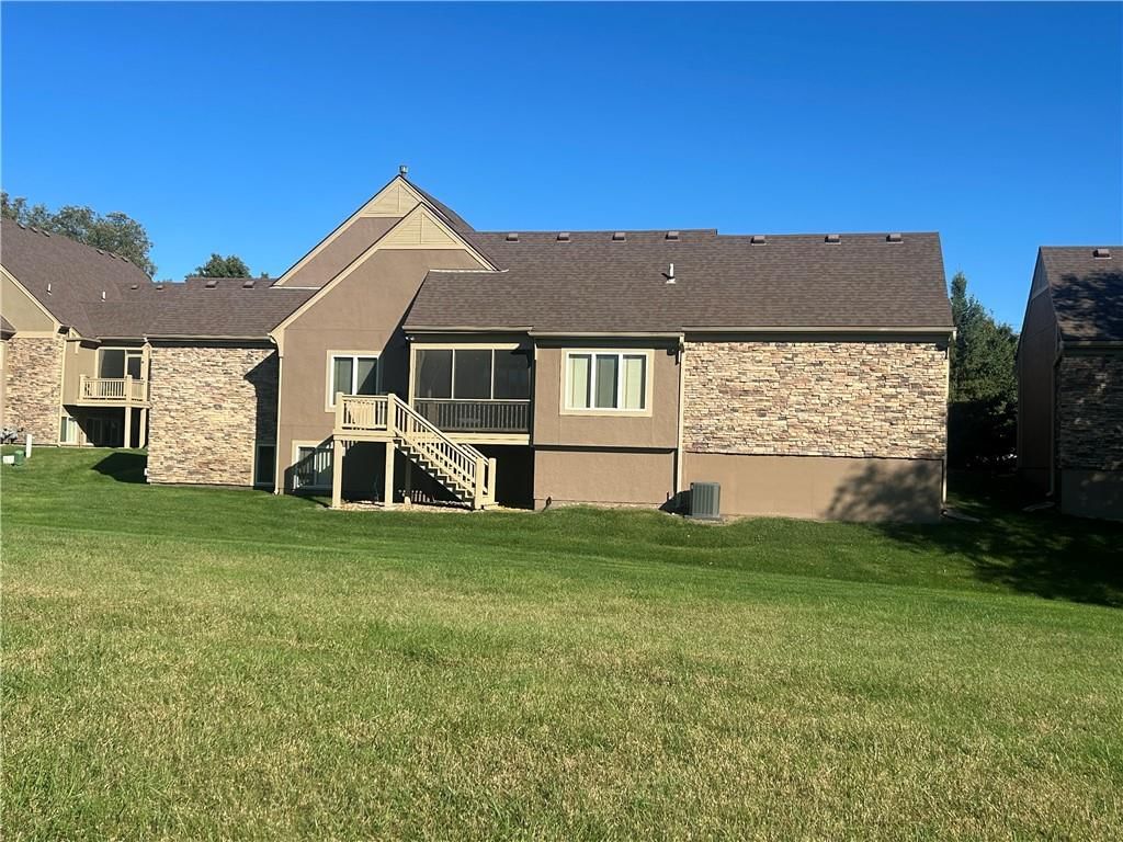 14080 S Summit Street, Olathe, KS: listing photo 2