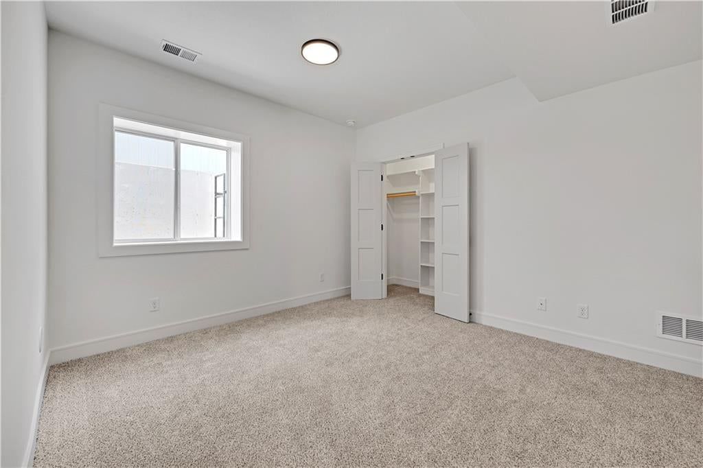 Photo 34 of 45 - 15300 W 161st Court, Olathe, KS 66062