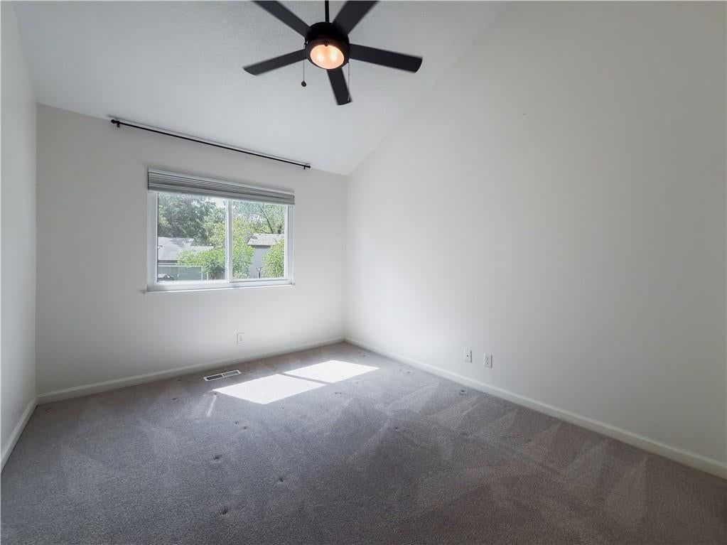 Photo 20 of 29 - 11915 W 66th Terrace, Shawnee, KS 66216