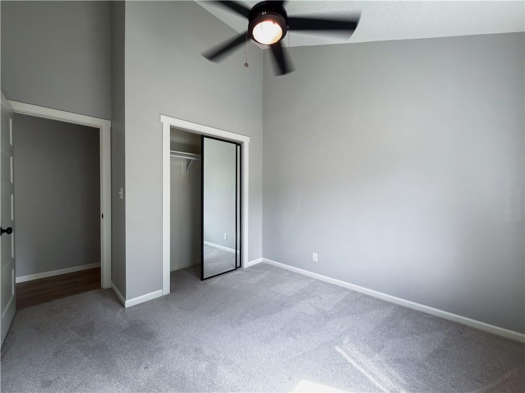 Photo 19 of 29 - 11915 W 66th Terrace, Shawnee, KS 66216