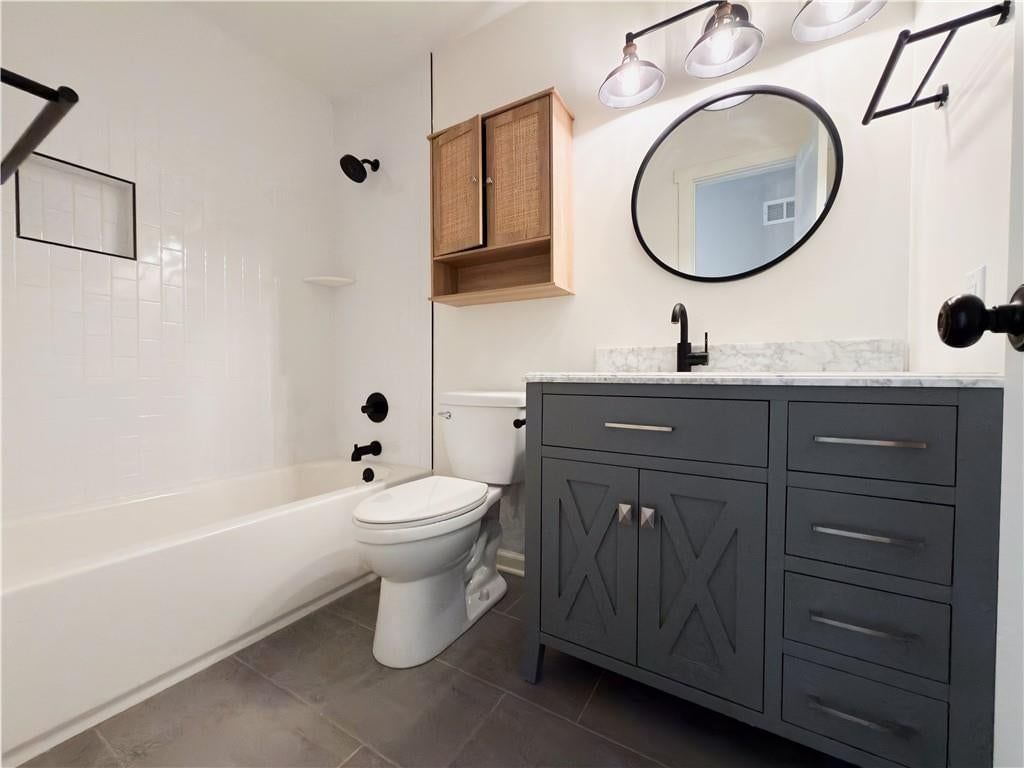 Photo 22 of 29 - 11915 W 66th Terrace, Shawnee, KS 66216