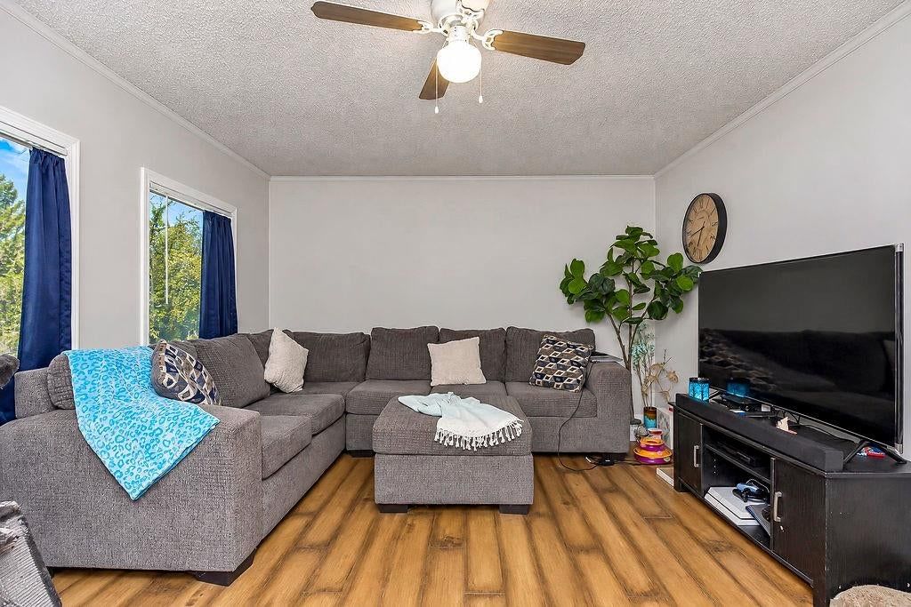1208 NE 46th Terrace, Kansas City, MO: listing photo 2