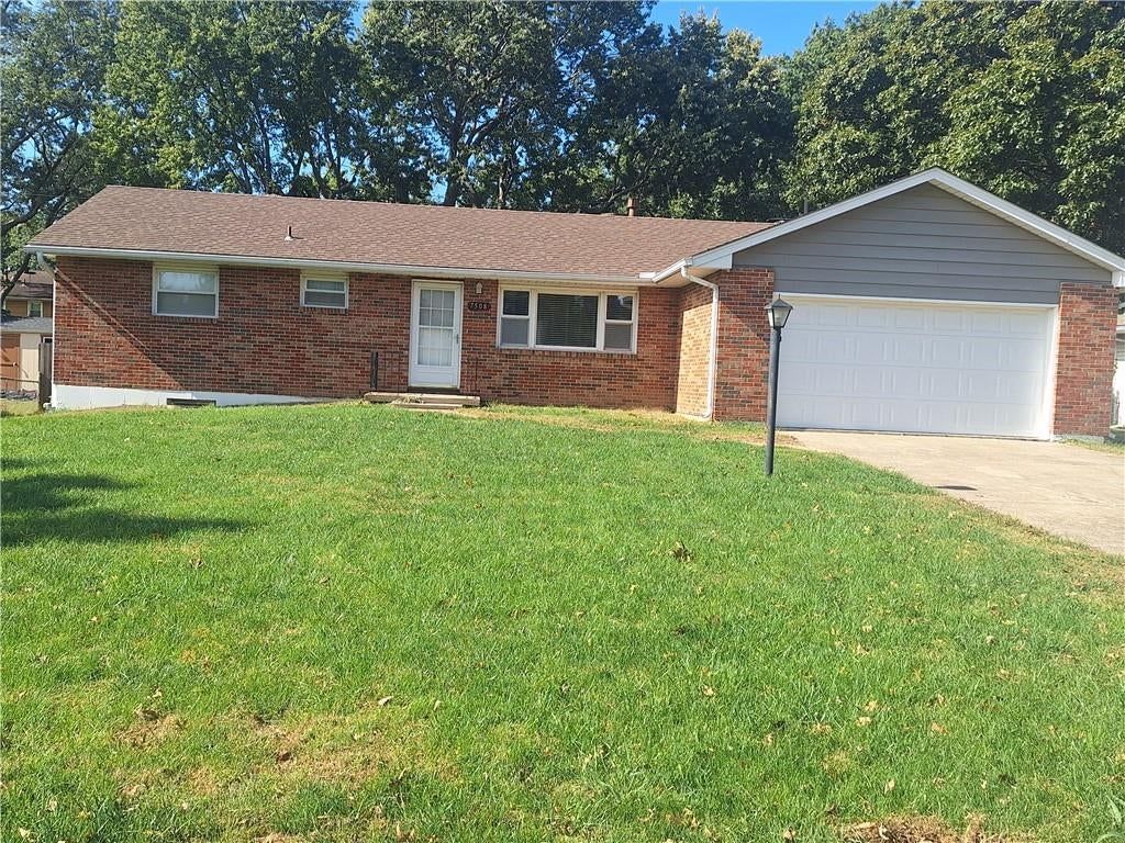 7508 N HIGHLAND Avenue, Kansas City, MO: listing photo 2