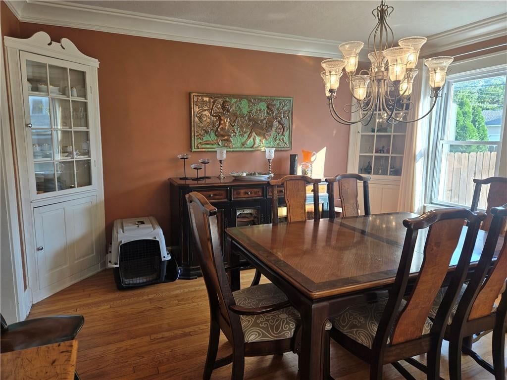 Photo 5 of 26 - 5037 Forest Avenue
