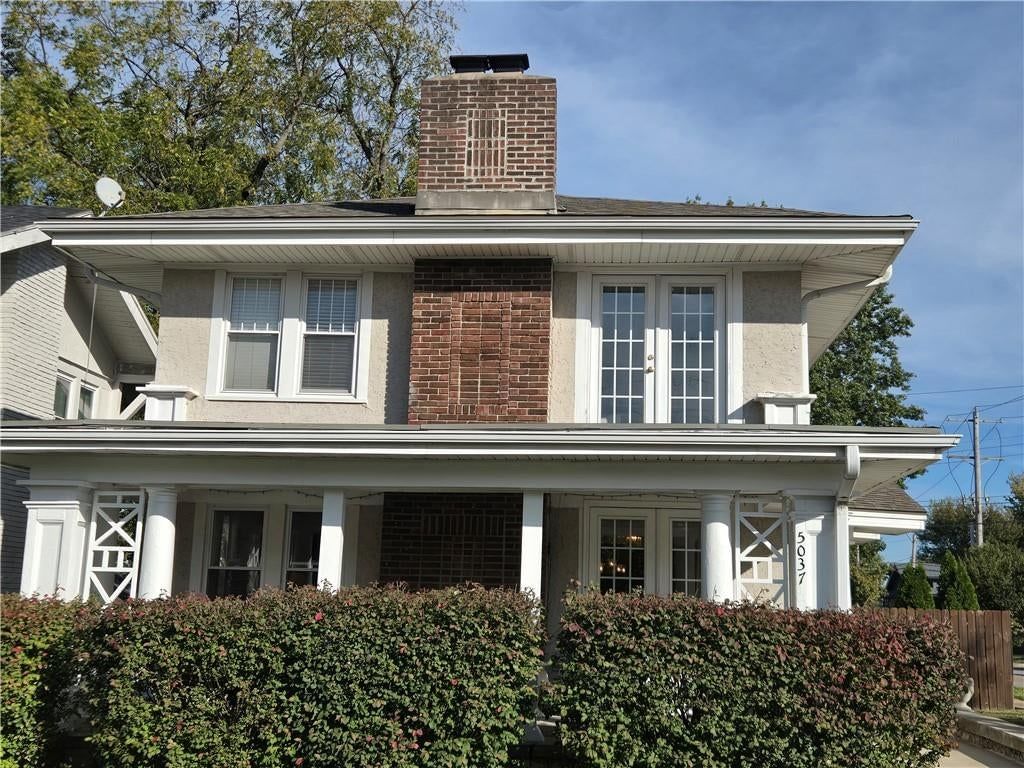 Photo 12 of 26 - 5037 Forest Avenue