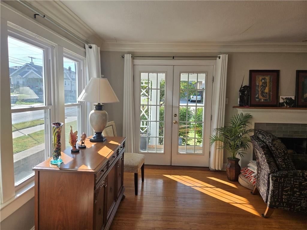 5037 Forest Avenue, Kansas City, MO: listing photo 2