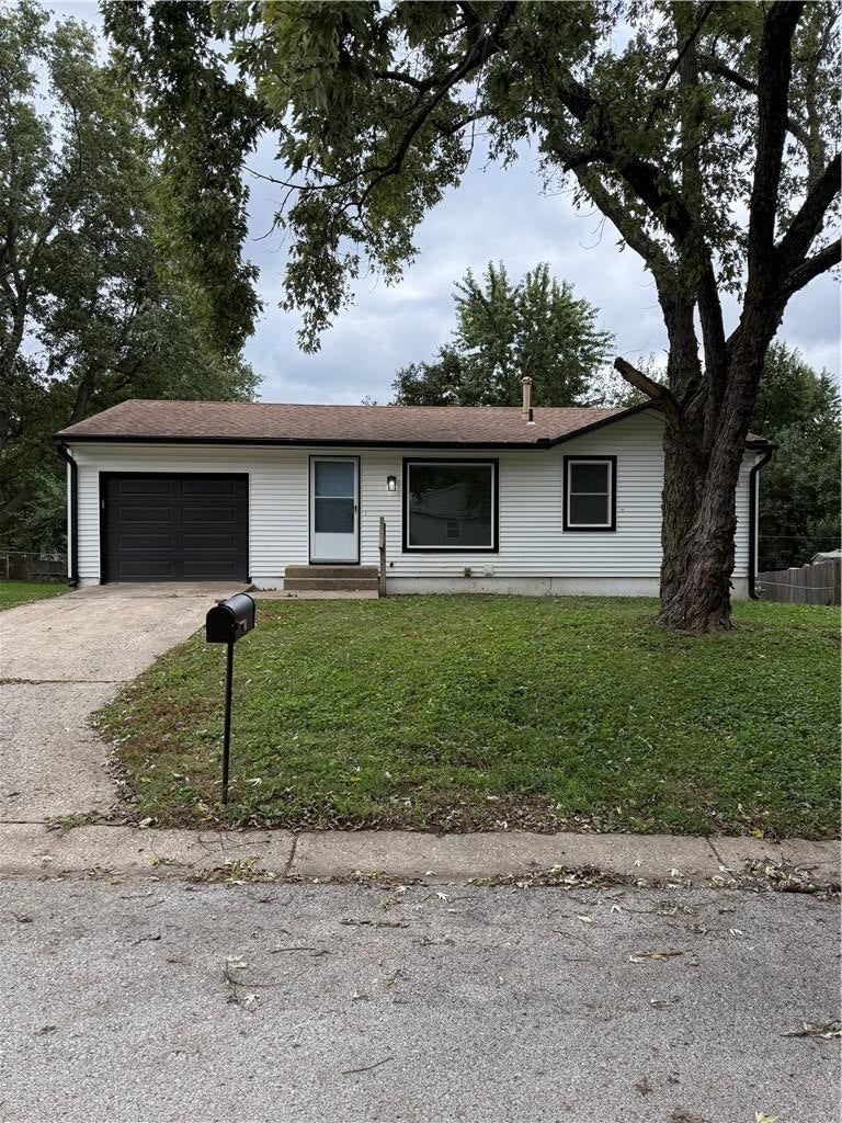 18813 Powahatan Court W, Independence, MO
