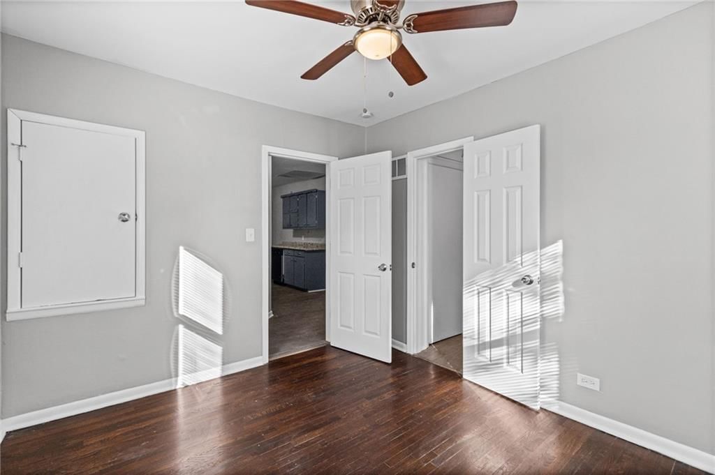 Photo 13 of 25 - 10213 E 71st Terrace, Raytown, MO 64133