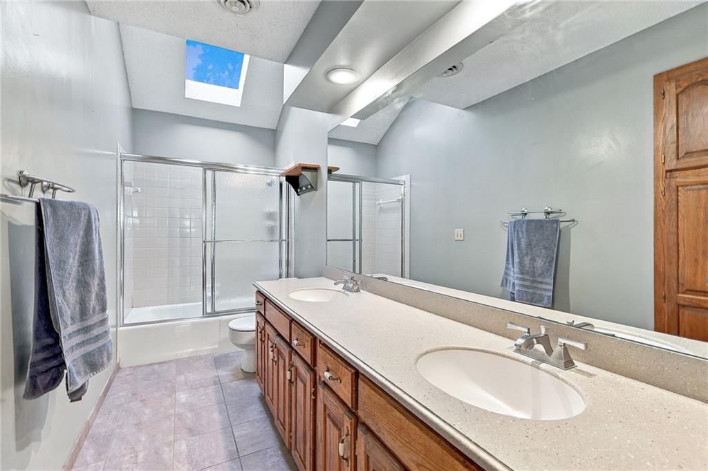 Photo 39 of 53 - 17612 E 48th Terrace Court S, Independence, MO 64055