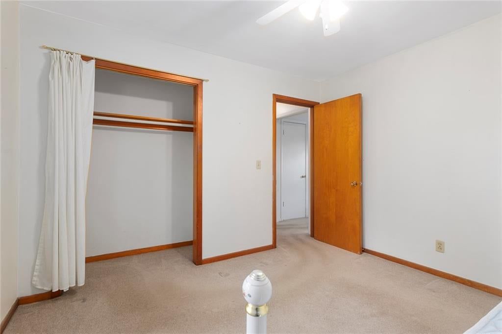 Walk-in closet at 2 NE 62 Terrace, Gladstone, MO 64118