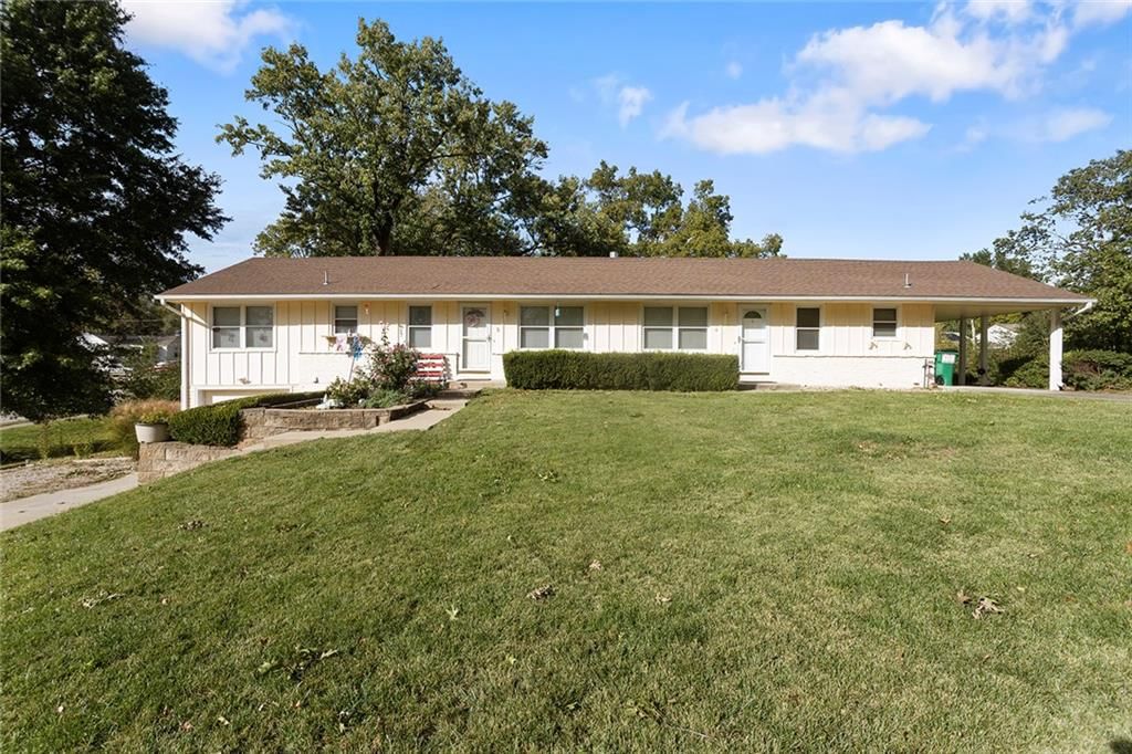 2 NE 62 Terrace, Gladstone, MO