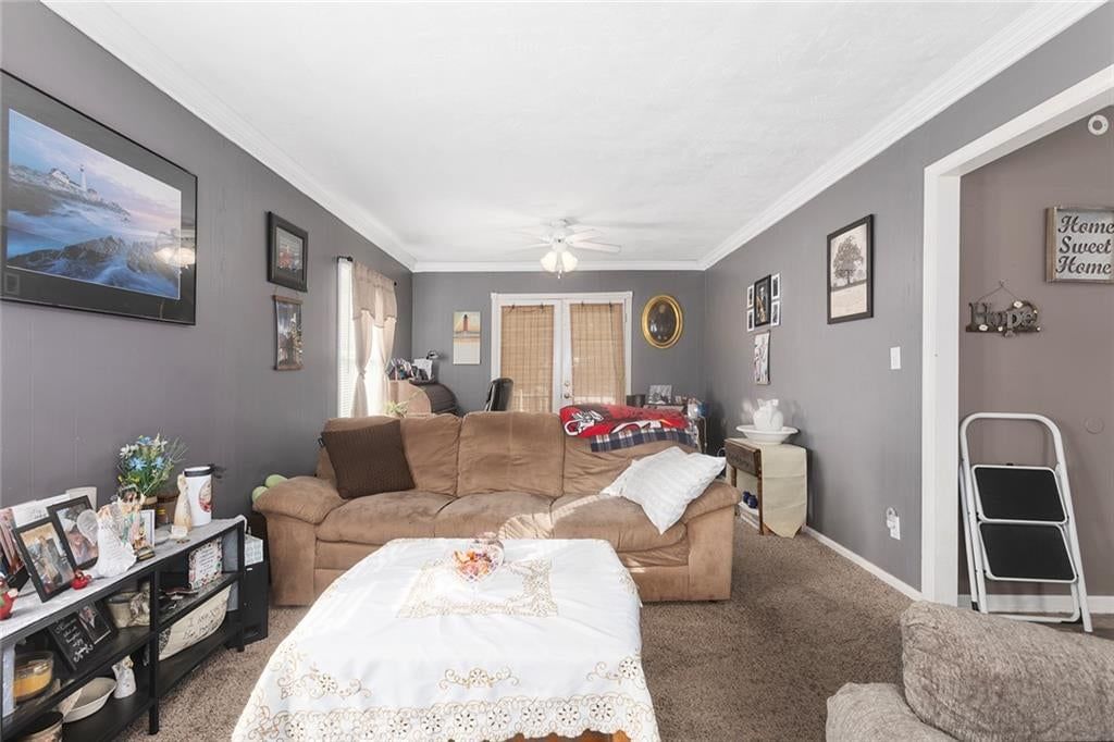 Photo 10 of 39 - 2 NE 62 Terrace, Gladstone, MO 64118
