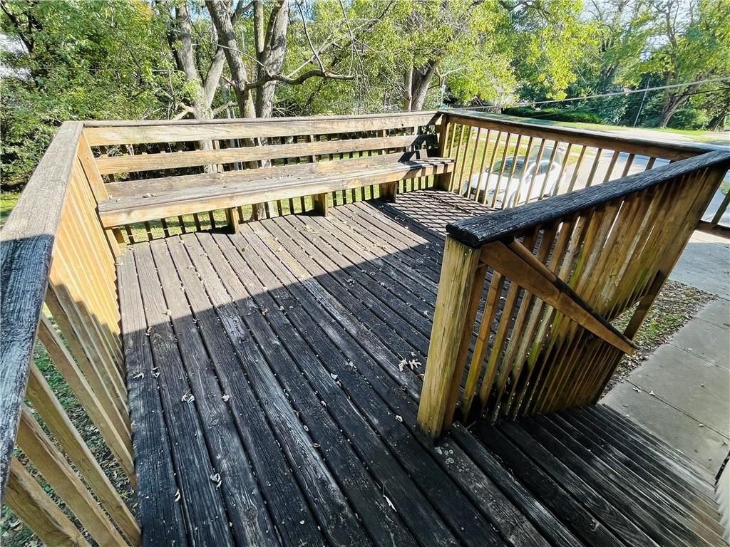 Photo 7 of 34 - 3829 Stonewall Court, Independence, MO 64055