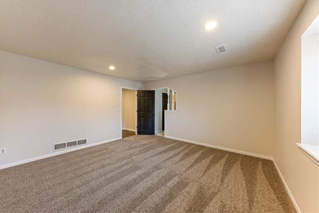 Photo 41 of 59 - 9805 E 83rd Terrace, Raytown, MO 64138