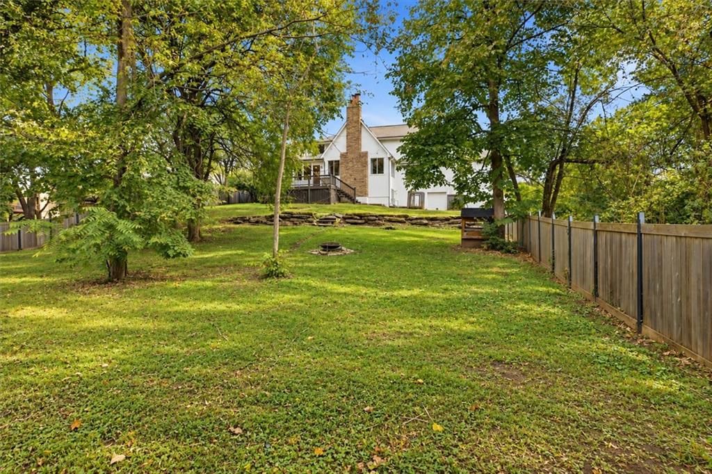 Photo 55 of 59 - 9805 E 83rd Terrace, Raytown, MO 64138
