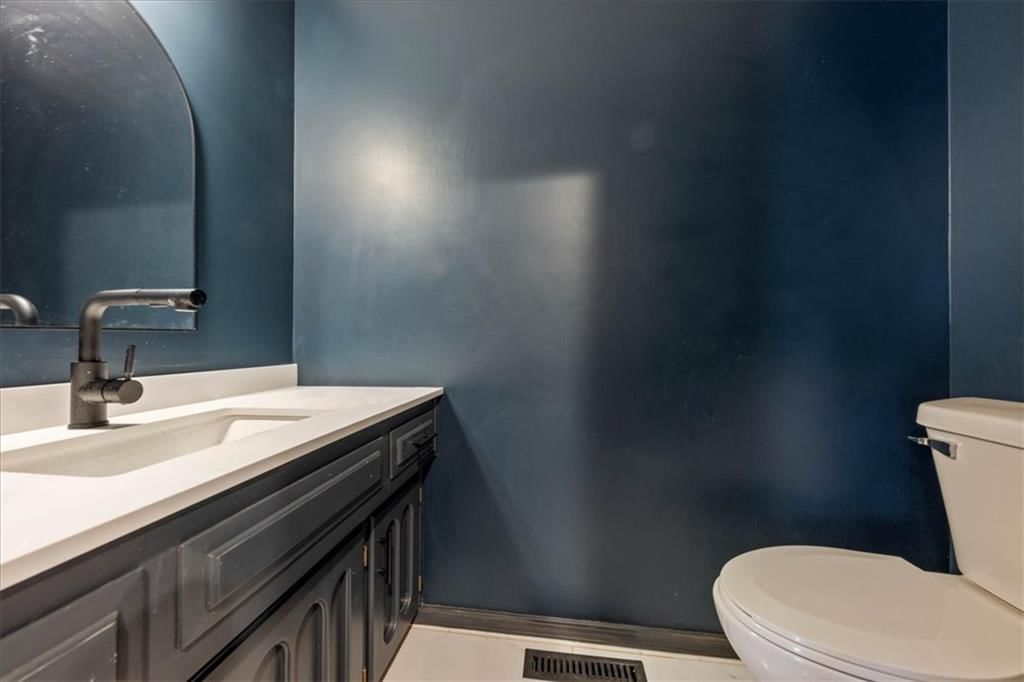 Photo 11 of 59 - 9805 E 83rd Terrace, Raytown, MO 64138