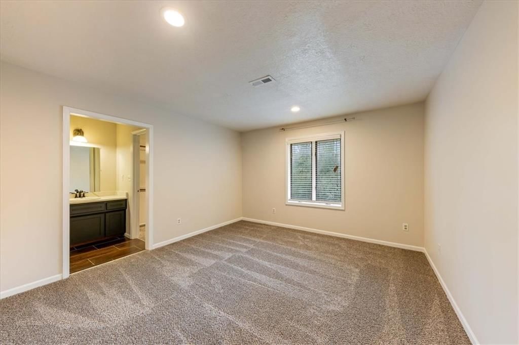 Photo 44 of 59 - 9805 E 83rd Terrace, Raytown, MO 64138