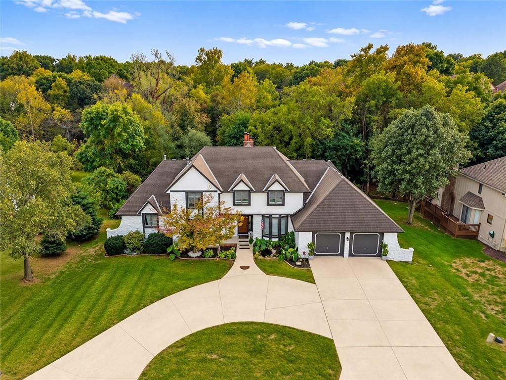 9805 E 83rd Terrace, Raytown, MO 64138