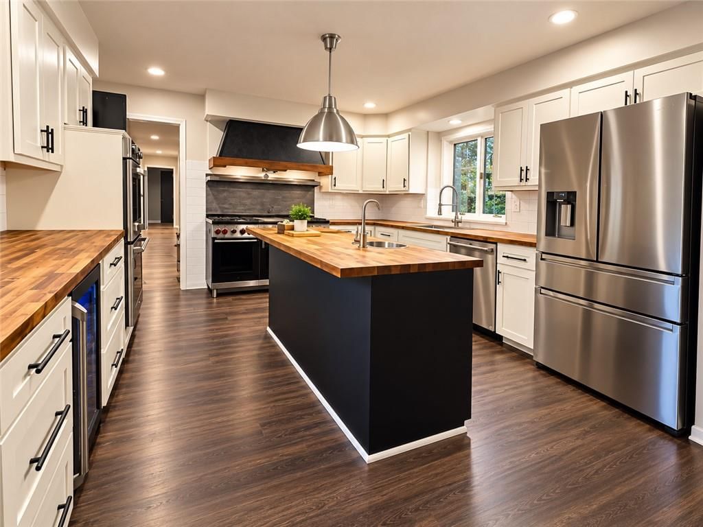 Photo 28 of 59 - 9805 E 83rd Terrace, Raytown, MO 64138