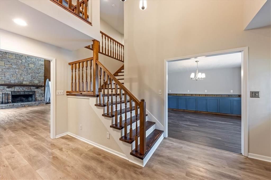 Photo 8 of 59 - 9805 E 83rd Terrace, Raytown, MO 64138
