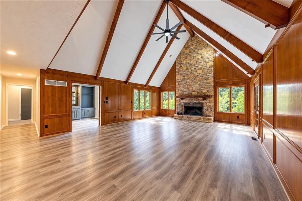 Photo 14 of 59 - 9805 E 83rd Terrace, Raytown, MO 64138