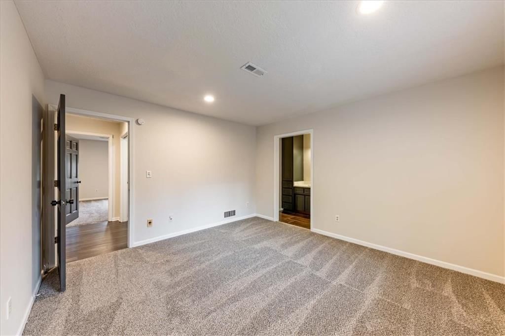 Photo 45 of 59 - 9805 E 83rd Terrace, Raytown, MO 64138
