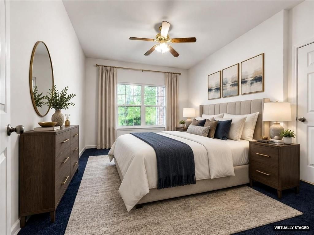 Photo 8 of 20 - 11630 Tomahawk CreeK Parkway #J, Leawood, KS 66211