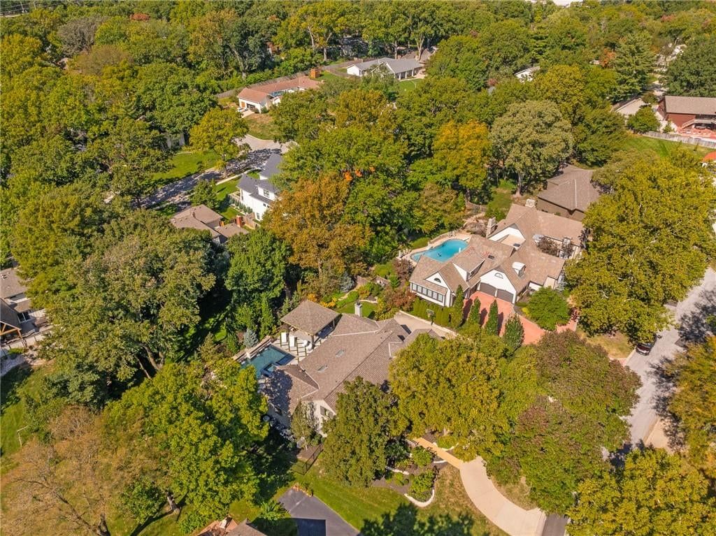 Photo 69 of 73 - 4963 W 88th Street, Prairie Village, KS 66207