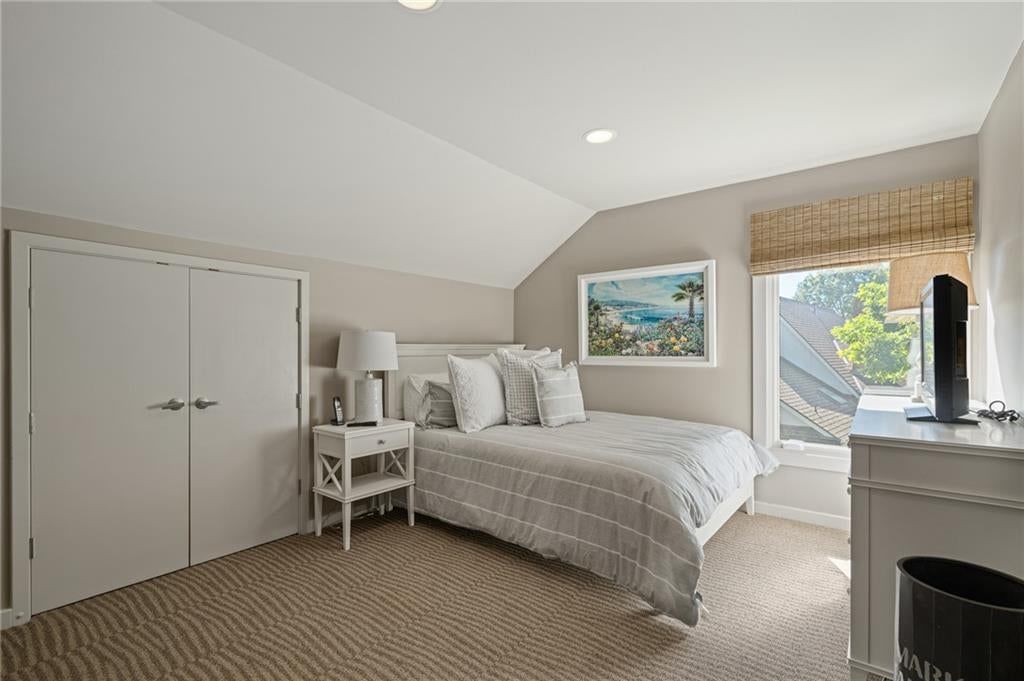 Photo 39 of 73 - 4963 W 88th Street, Prairie Village, KS 66207